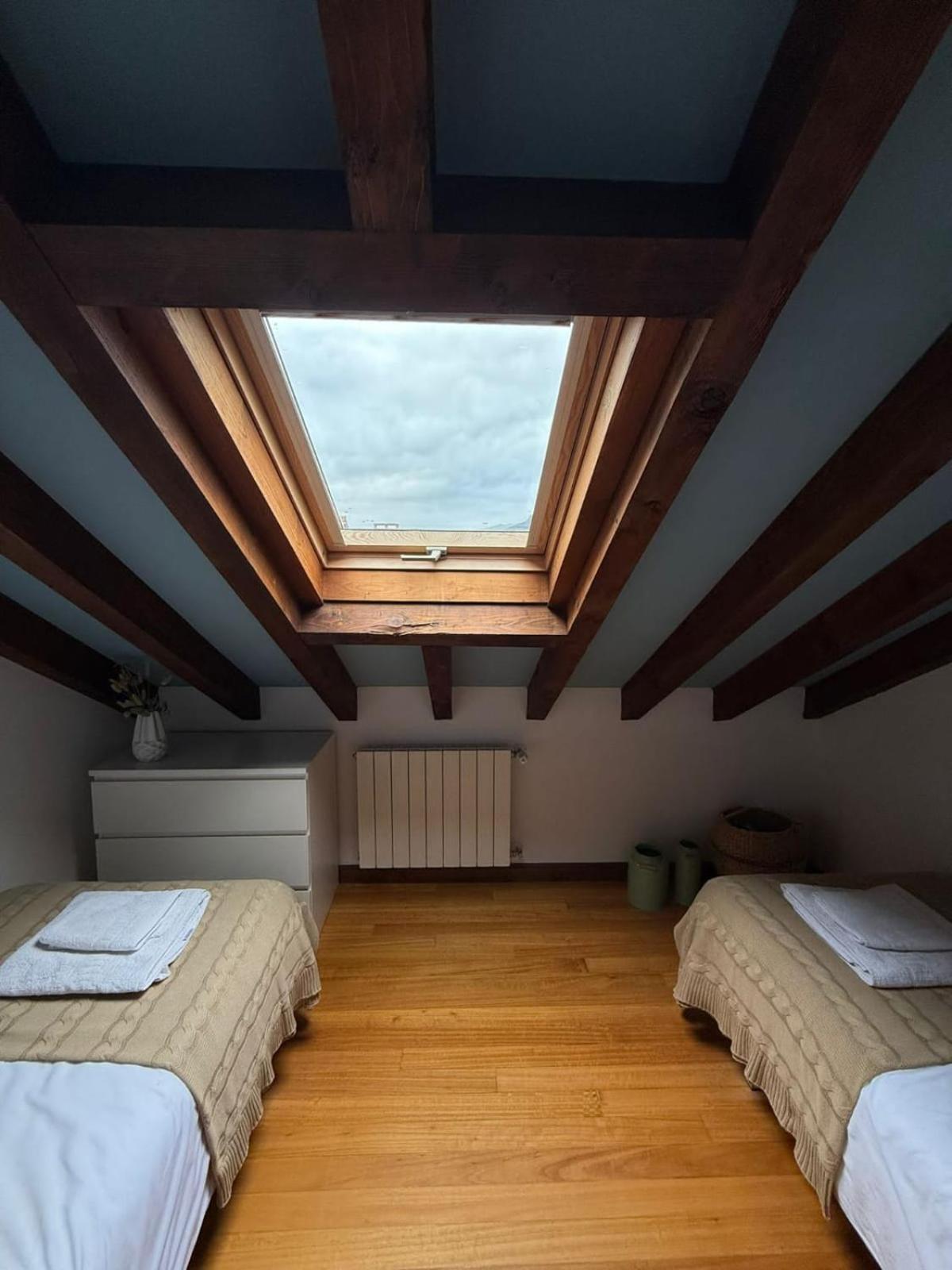 Chalet Turistico La Jenduda Охедо Экстерьер фото