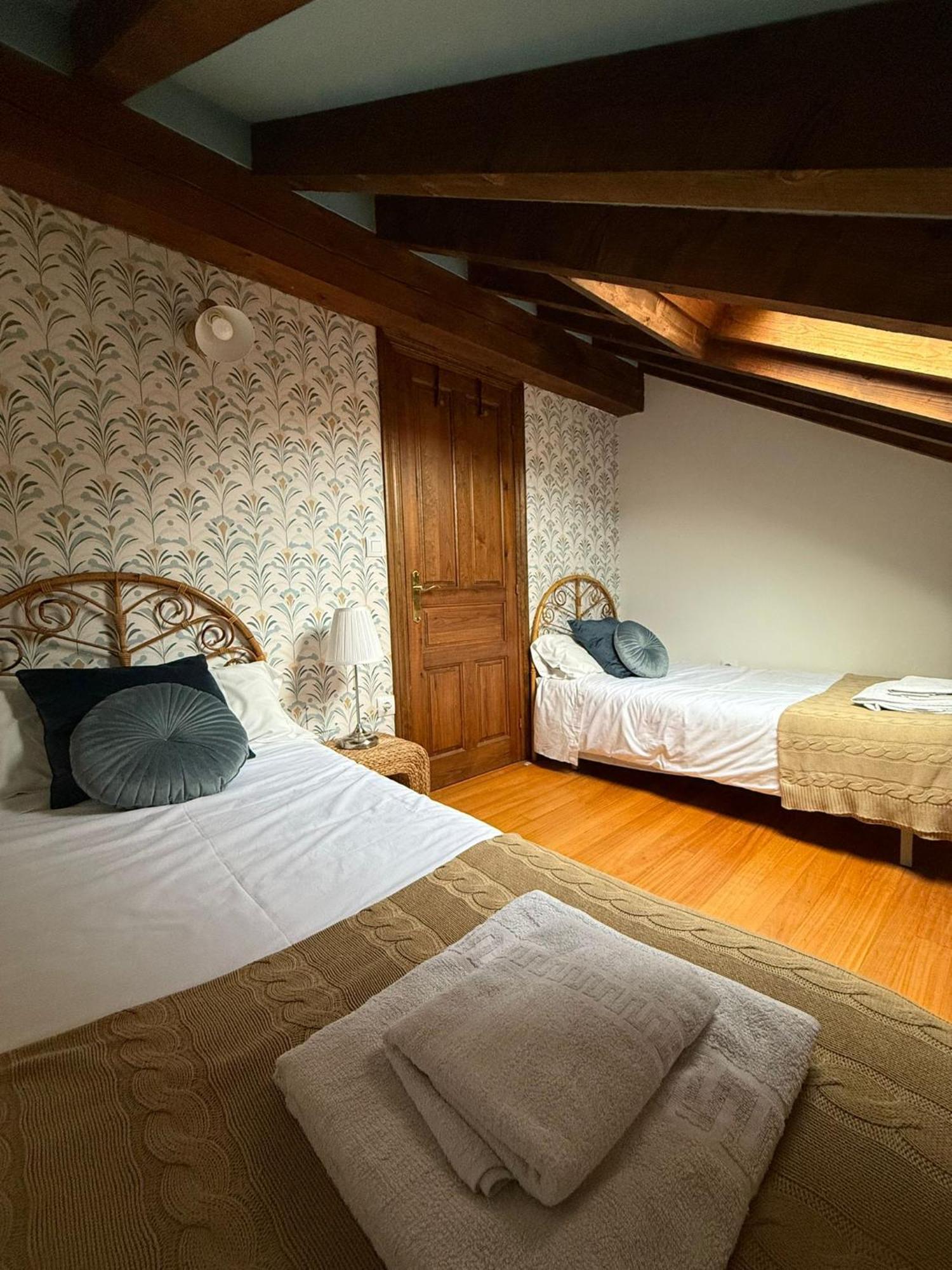 Chalet Turistico La Jenduda Охедо Экстерьер фото