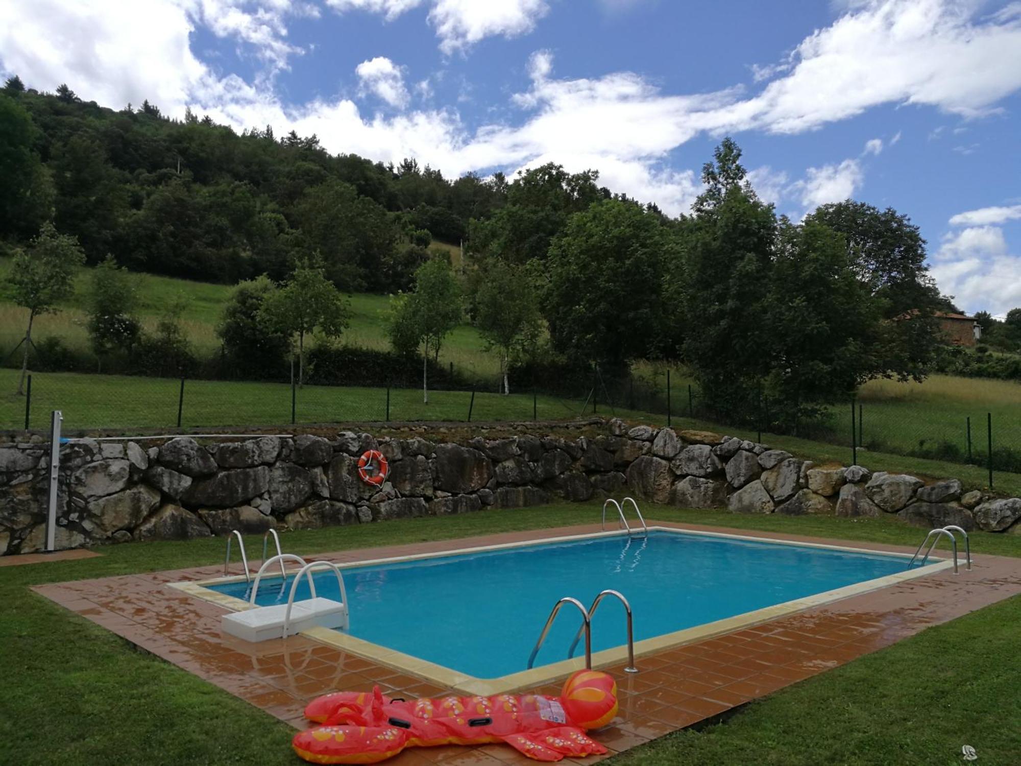 Chalet Turistico La Jenduda Охедо Экстерьер фото